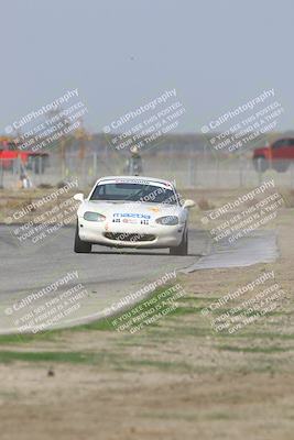 media/Oct-25-2025-CalClub SCCA (Sat) [[34c778dfbe]]/Group 4/Qualifying/